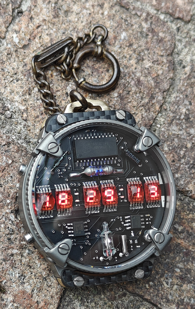 Led sales chain watch