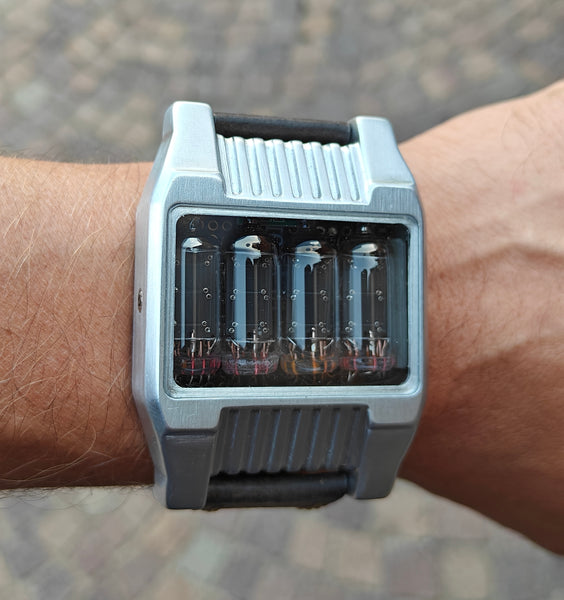 Nixie watch, handmad,  stainless steel watch, with accelerometer, Made in Italy.