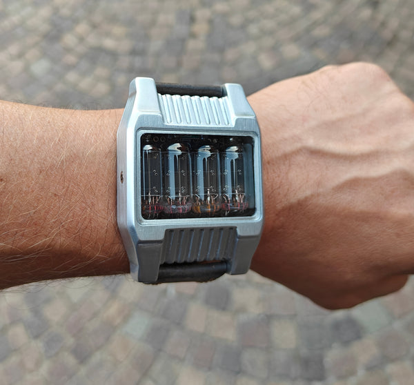Nixie watch, handmad,  stainless steel watch, with accelerometer, Made in Italy.