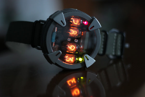 Nixie watch , titanium watch, Nixie watch , with γ , β and X-ray radiation dosimeter.